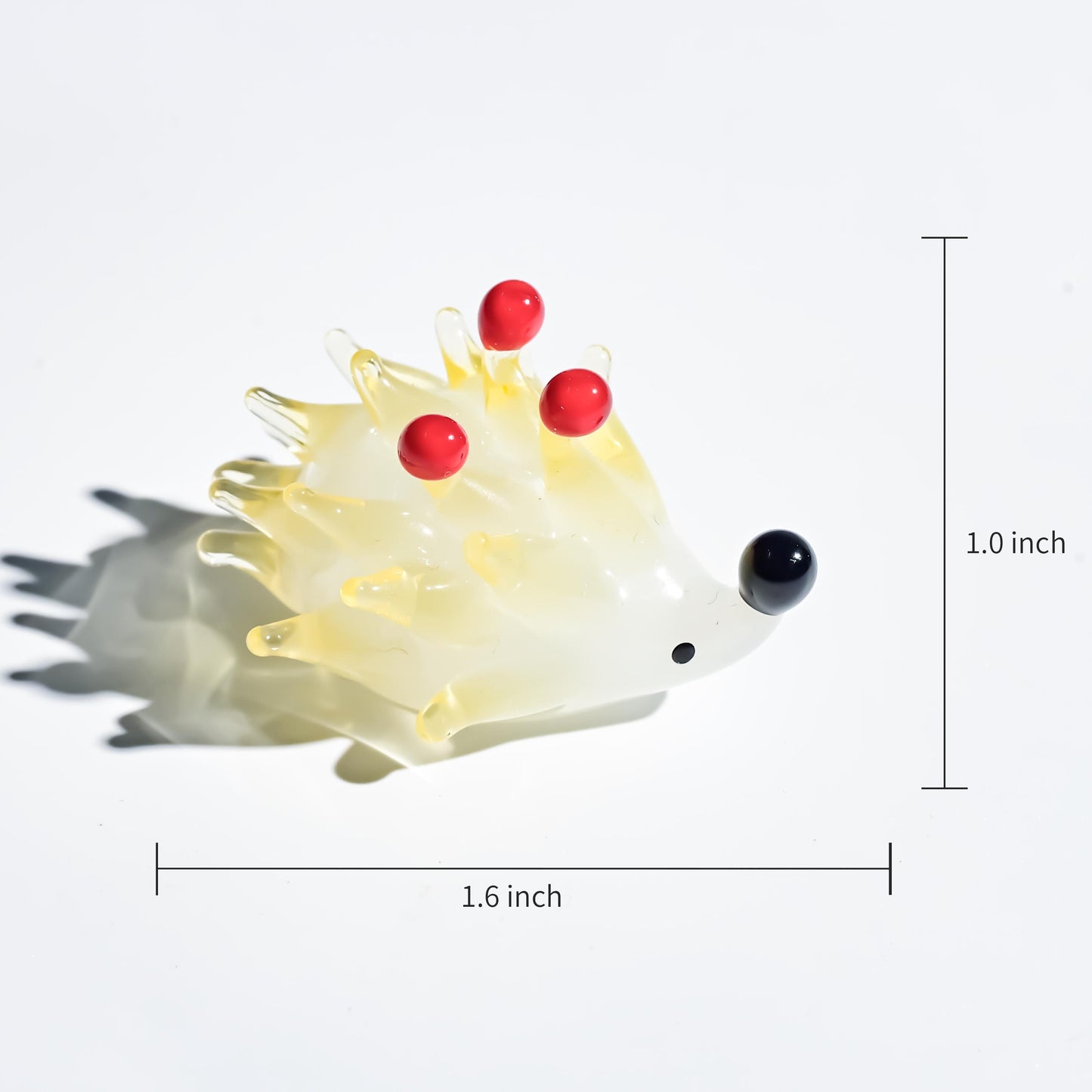 Hand-Blown Glass Hedgehog Figurine, Clear Mini Hedgehog Sculpture, Cute Desk Ornament, Gift for Aquarium Lovers and Collectors, Christmas