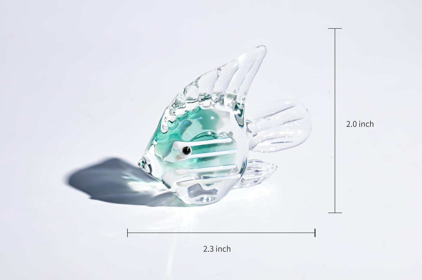 Hand-Blown Glass Fish Figurine, Clear Mini Fish Sculpture, Cute Desk Ornament, Lucky Gift for Aquarium Lovers and Collectors, Christmas
